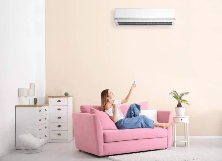 AC Home showing